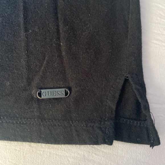 Black Muscle sleeveless tee - Picture 2 of 4